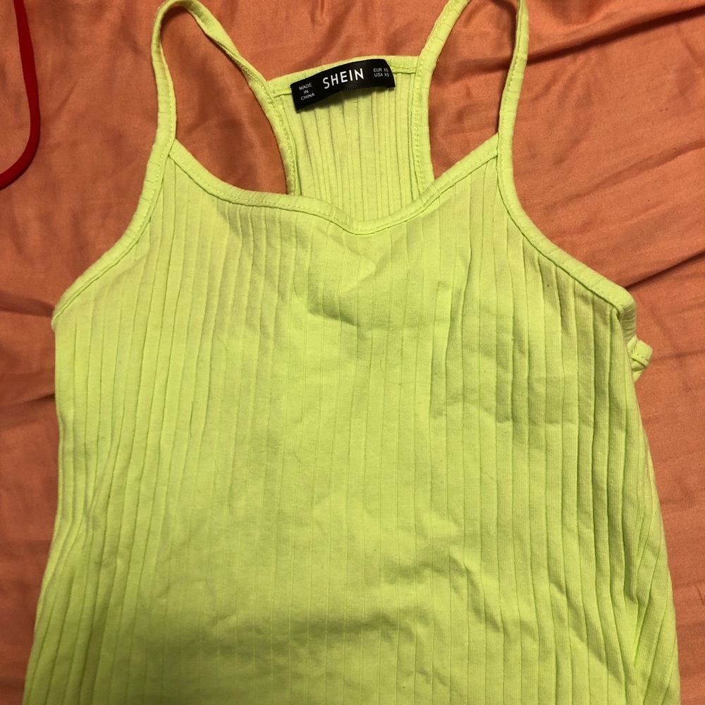 shein crop top 💚